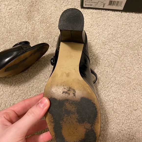 Tahari Black Heels - Picture 2 of 13